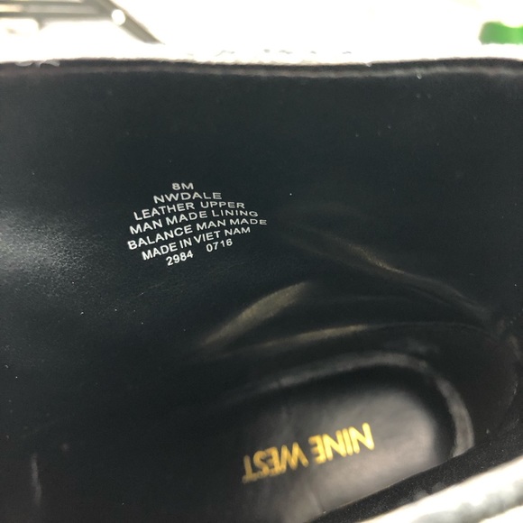 ✖️SOLD Nine West Dale Black Heeled Booties Leather - Picture 3 of 6